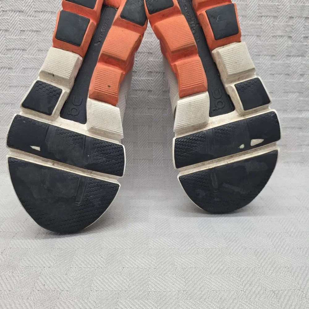 On Cloudflyer 4 Womens Size 9 Gray Orange Running